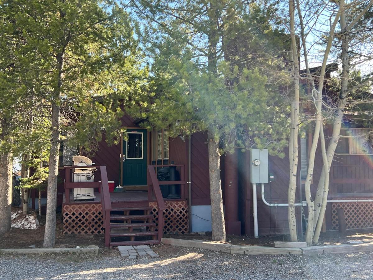 Faithful Street Inn West Yellowstone Exterior foto